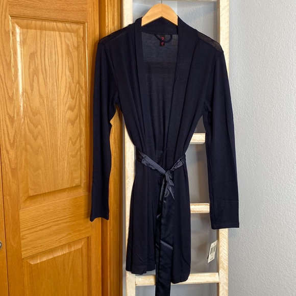 Maidenform dark navy blue knee length lightweight robe size medium New - Picture 1 of 5